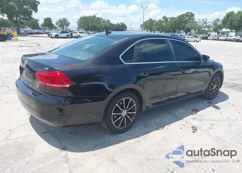 2013 Volkswagen Passat 2.5L Se z USA, uszkodzony, nr VIN 1VWBP7A30DC043938